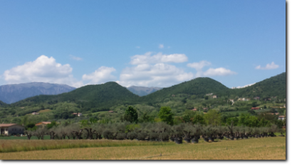 Colline di Asolo sullo sfondo Studio di Medicina Complementare Olistica Docfleur